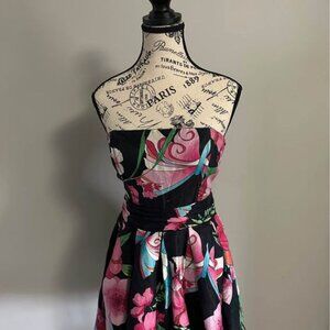 BEBE STRAPLESS FLORAL MINI DRESS